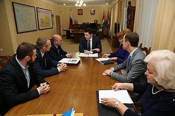 Состоялась рабочая встреча руководителя региона и главного внештатного онколога СЗФО Состоялась рабочая встреча руководителя региона и главного внештатного онколога СЗФО