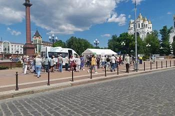 Более шестисот жителей области проверили кровь на сахар Более шестисот жителей области проверили кровь на сахар