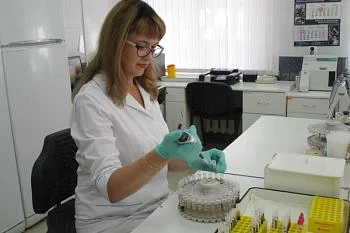 В больницах и поликлиниках региона ждут средний медперсонал